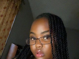 Chat video erotic PrettyJade