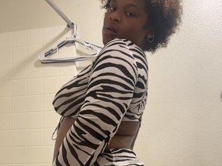 Chat video erotic prettynthick12
