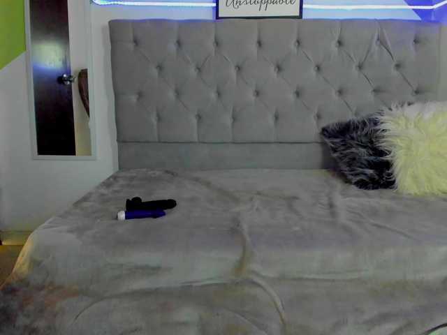 Capturi de ecran de difuzare Princesqueen