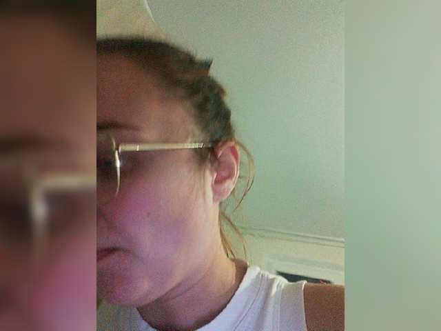 Capturi de ecran de difuzare mommy_at_home