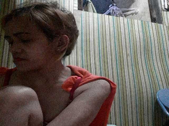 Capturi de ecran de difuzare Pussylips2