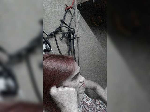 Capturi de ecran de difuzare Pussylips2