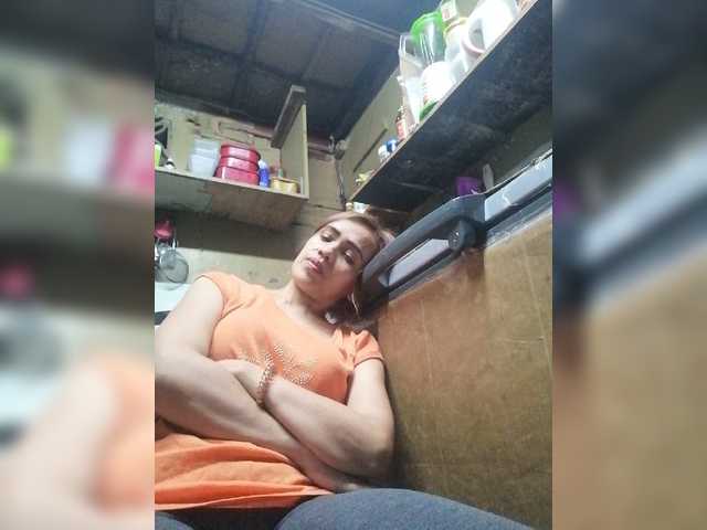 Capturi de ecran de difuzare Pussylips2