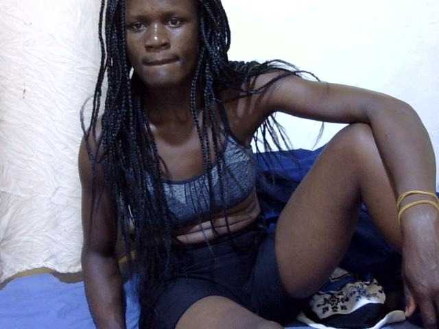 Capturi de ecran de difuzare queen-ladasha