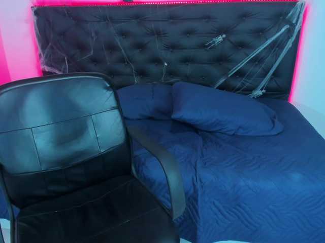 Capturi de ecran de difuzare queen-medussa