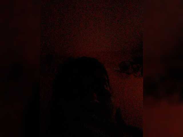 Capturi de ecran de difuzare queenbabybu