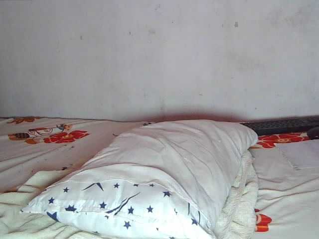 Capturi de ecran de difuzare Queenmama