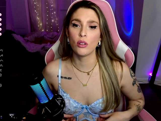 Capturi de ecran de difuzare queenxlexy