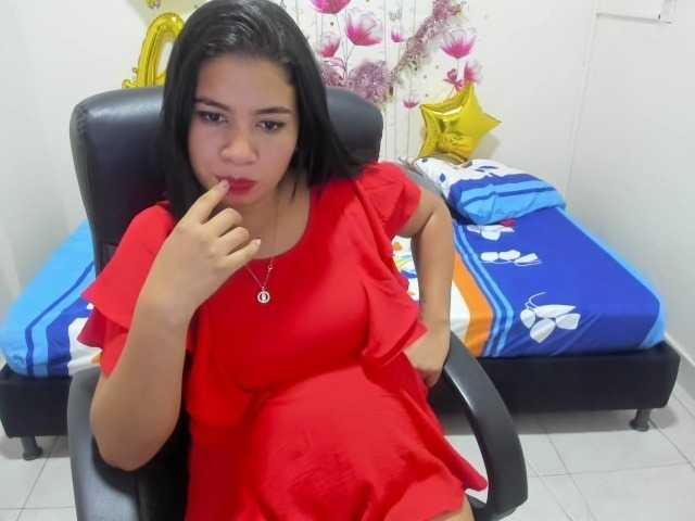 Capturi de ecran de difuzare RafaellaF