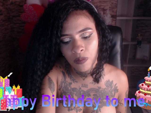 Fotografii RaychelLennox ebonylatinabig assbig boobs ebony, young, hairysohw squirt for 1000 tkns