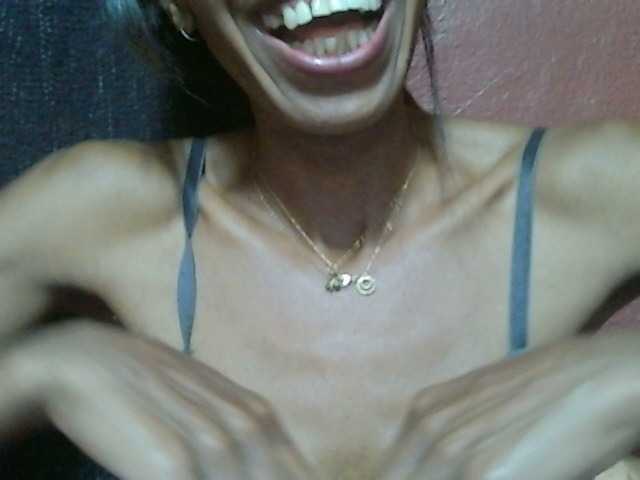 Capturi de ecran de difuzare hangelina777