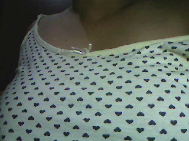 Capturi de ecran de difuzare RealCumBaby