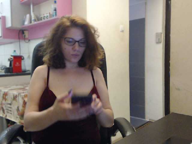 Capturi de ecran de difuzare Red_rose693