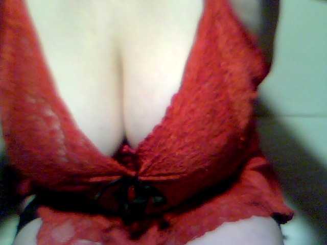 Fotografii redcherry I love to caress my pussy and cum in ecstasy, your gifts cheer up and make my pussy get wet Make love. I have a sound, turn it on