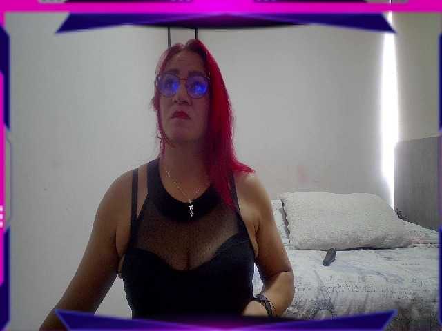 Fotografii redhair805 Welcome guys... my sexuality accompanied by your vibrations make me very horny