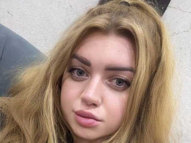 Fotografie a profilului RedMadonna