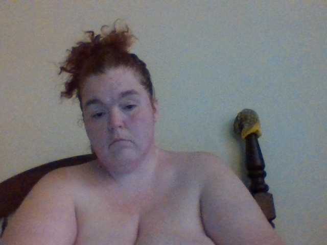 Fotografii rednecklady1 Its Monday, in Lockdown due to COVID, what yall doing.