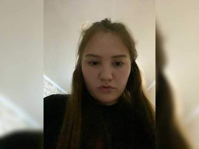 Capturi de ecran de difuzare Regina-Lynne