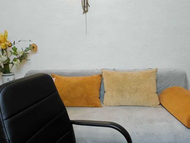 Capturi de ecran de difuzare Reginasmilee