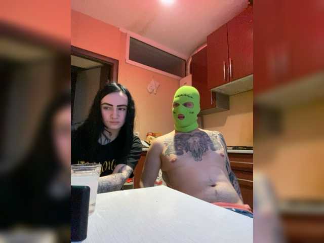 Capturi de ecran de difuzare vikaa_romzes