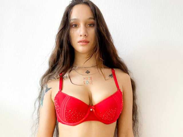 Fotografie a profilului ALYONA_GIRL