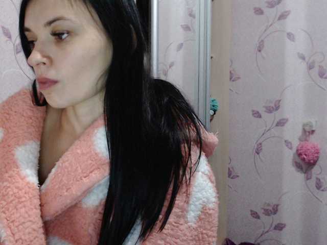 Capturi de ecran de difuzare Tifffannny