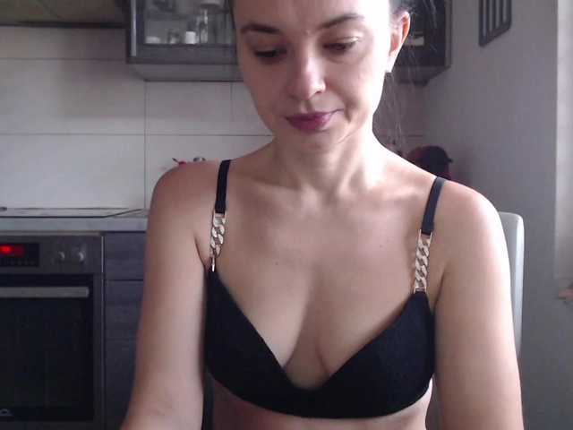 Capturi de ecran de difuzare Tifffannny