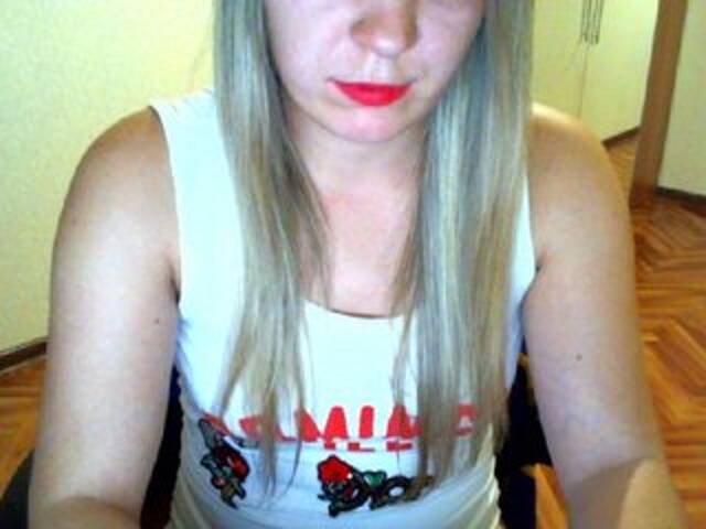 Capturi de ecran de difuzare Your_Girl23