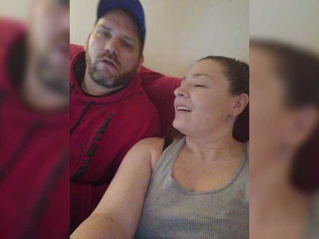 Capturi de ecran de difuzare Justthe2ofus