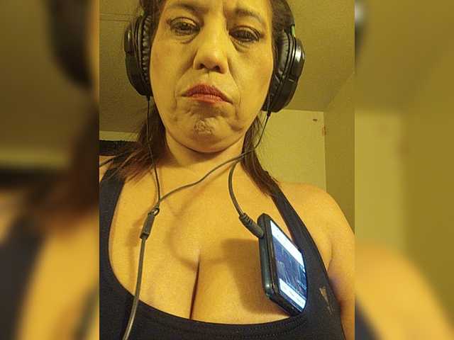 Capturi de ecran de difuzare RockingRoxy