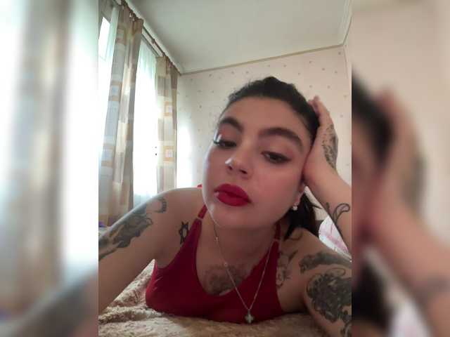 Capturi de ecran de difuzare RoseMoonn