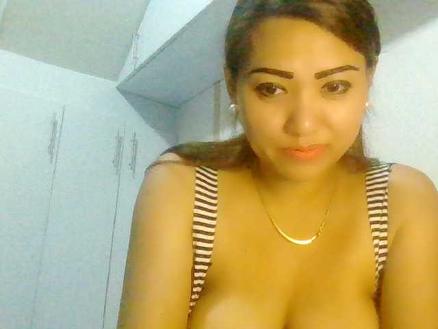 Fotografii Rosselyn tits 20, pussy 100, and full naked #499