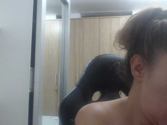 Capturi de ecran de difuzare RoxanaMilf