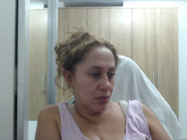 Capturi de ecran de difuzare RoxanaMilf