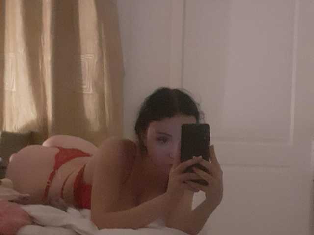 Fotografie a profilului Sarah-A