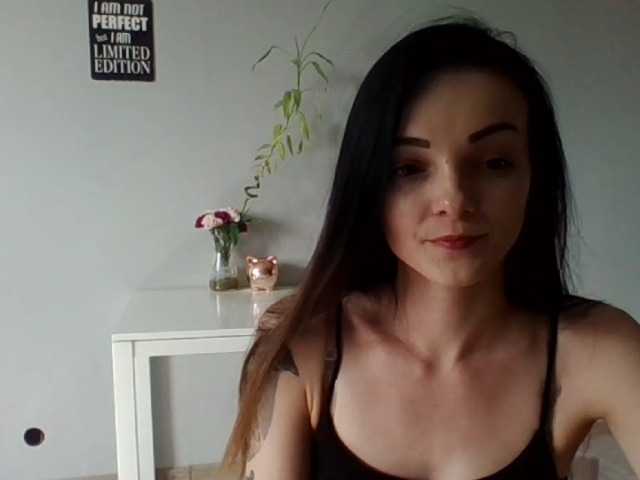 Capturi de ecran de difuzare RoxiSexy