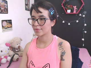 Fotografii roxxanecute LOVENSE/ON #smalltits #smoke #squirt #anal #asian #latina #lovense #daddysgirl #18 #teen #daddy #ohmibod #cute #bigass #young