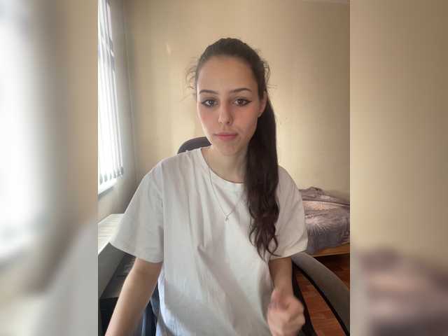 Capturi de ecran de difuzare Roxy-sweettt