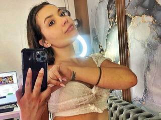 Chat video erotic RubyxBanks