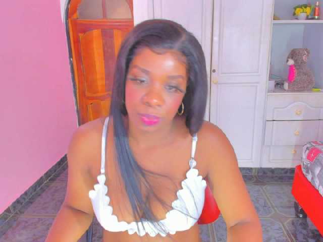 Capturi de ecran de difuzare Saaamanthaa