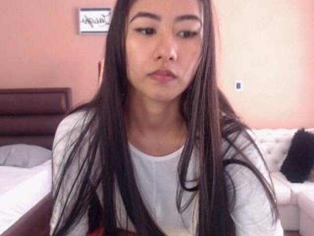 Capturi de ecran de difuzare Sadashi