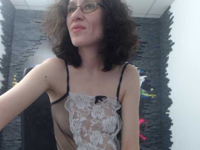 Capturi de ecran de difuzare SallySnatch