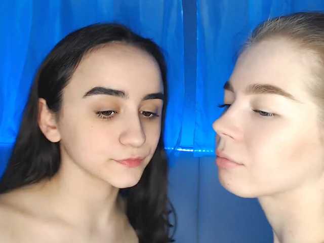 Capturi de ecran de difuzare SalmaAgnes