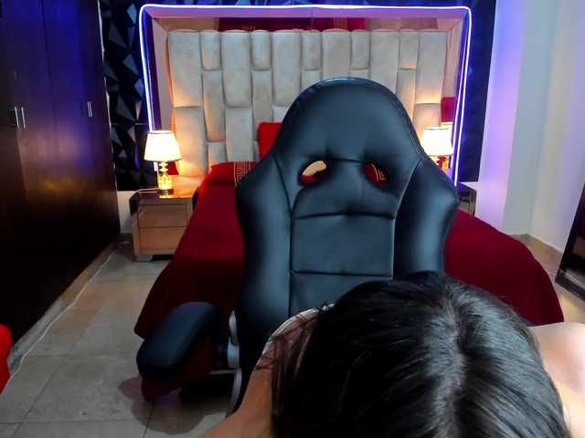 Capturi de ecran de difuzare Sammy-Grey