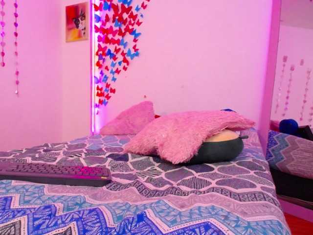 Capturi de ecran de difuzare Sammyviolet