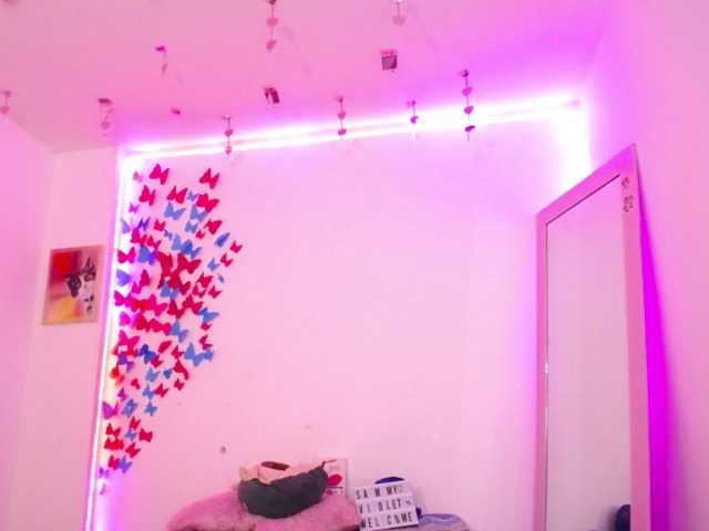 Capturi de ecran de difuzare Sammyviolet