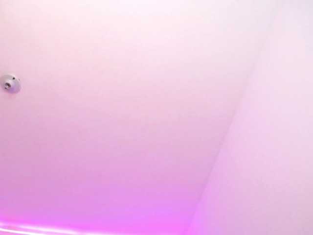 Capturi de ecran de difuzare Sammyviolet