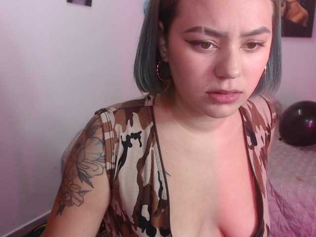 Capturi de ecran de difuzare Sara-hotxxx