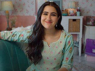 Chat video erotic sara-khan