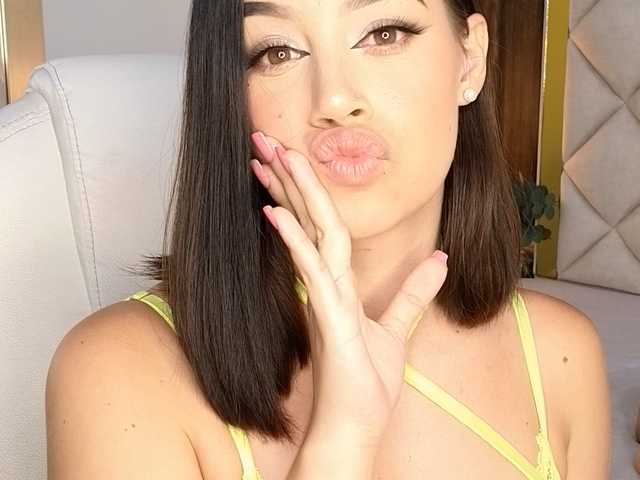 Fotografie a profilului Saraa-stone